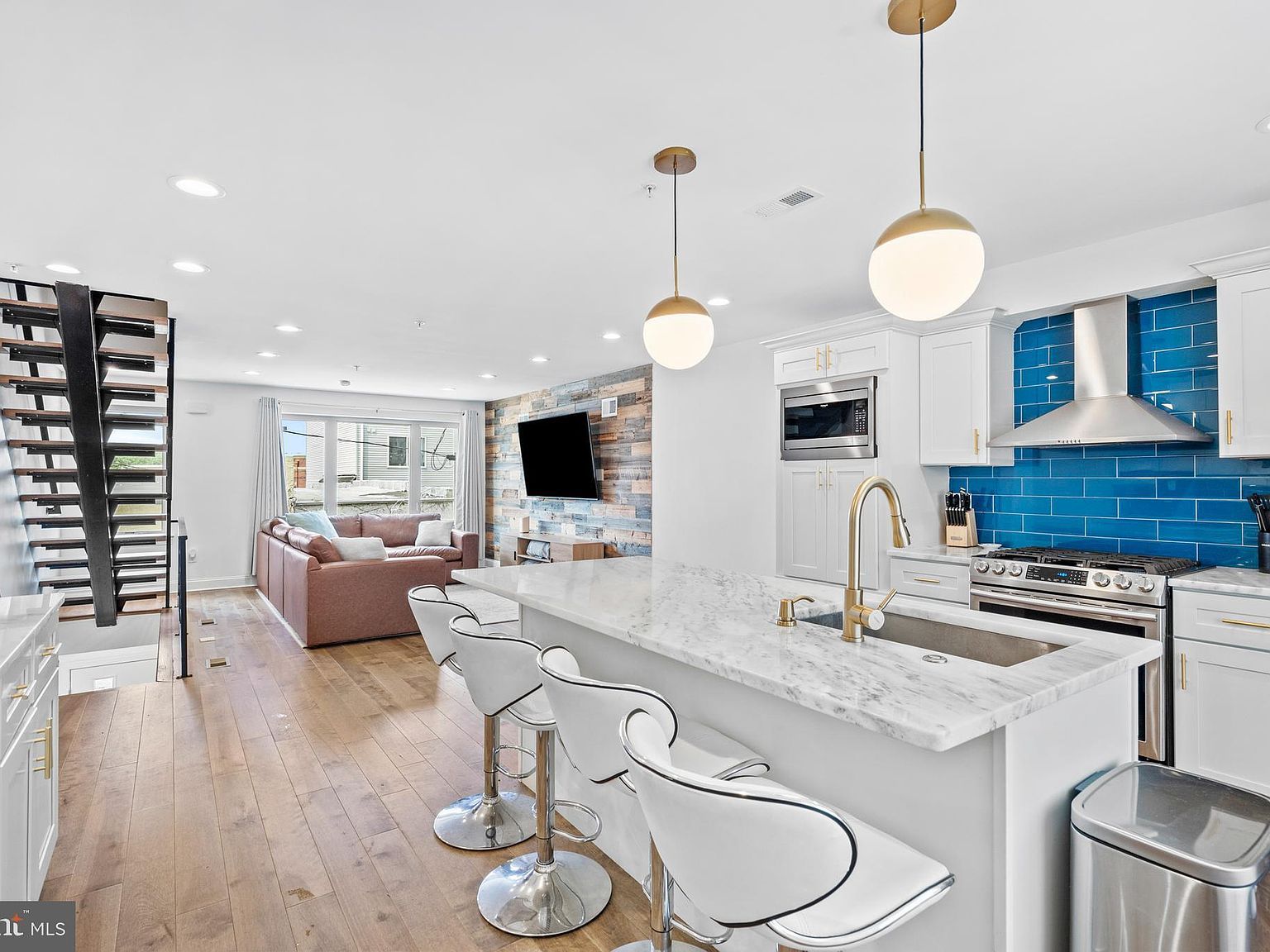 2615 E Harold St #5 Philadelphia, PA 19125 - Thumbnail 3