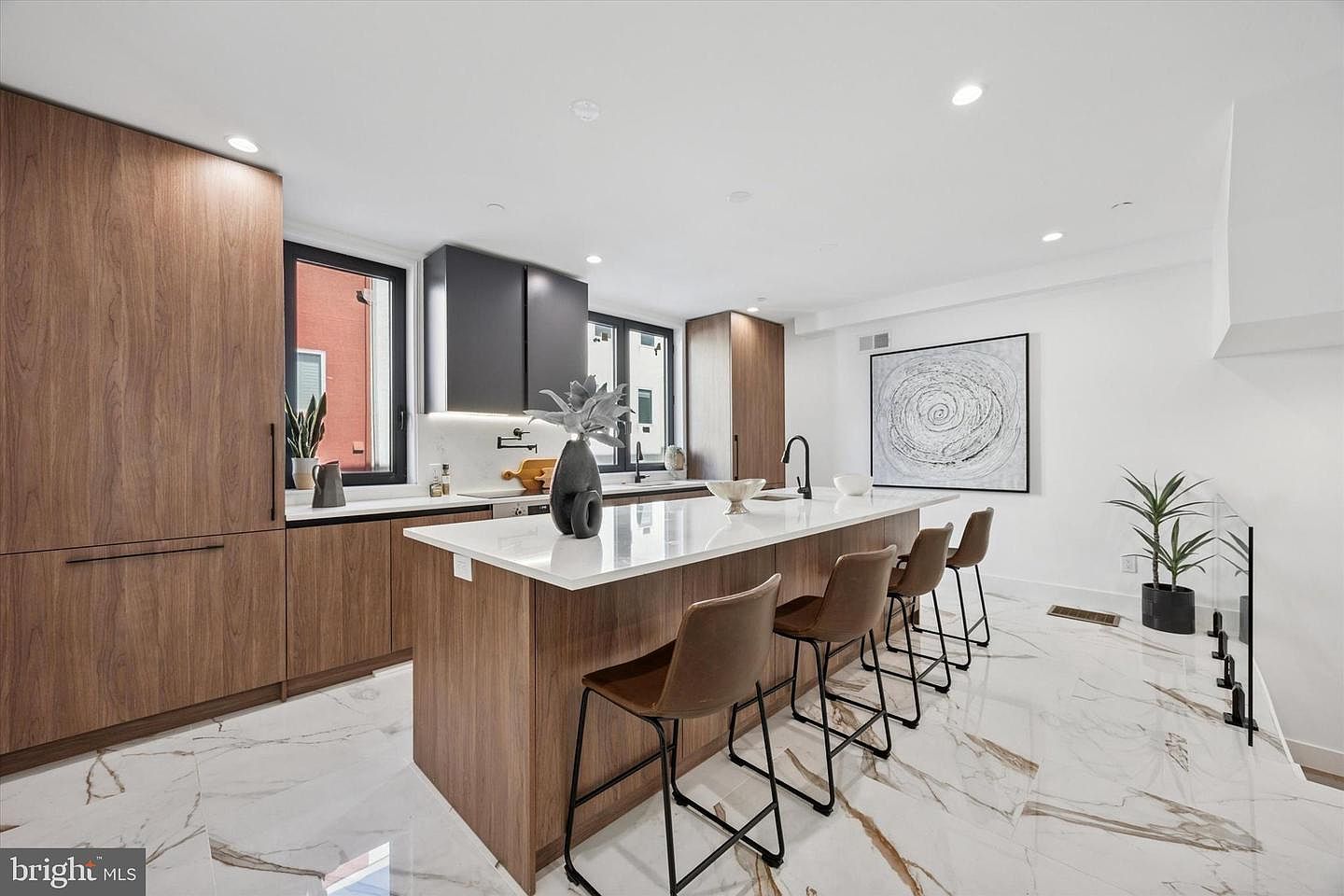 1922 Geary St #8 Philadelphia, PA 19145 - Thumbnail 3