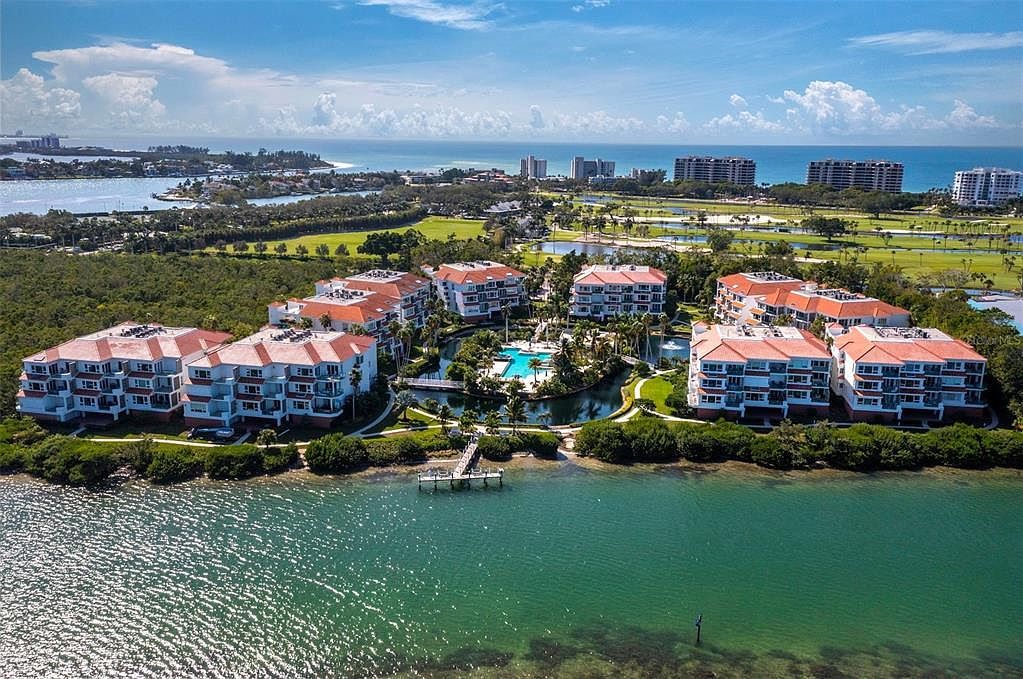 370 Gulf Of Mexico Dr APT 432 Longboat Key, FL 34228 - Thumbnail 3