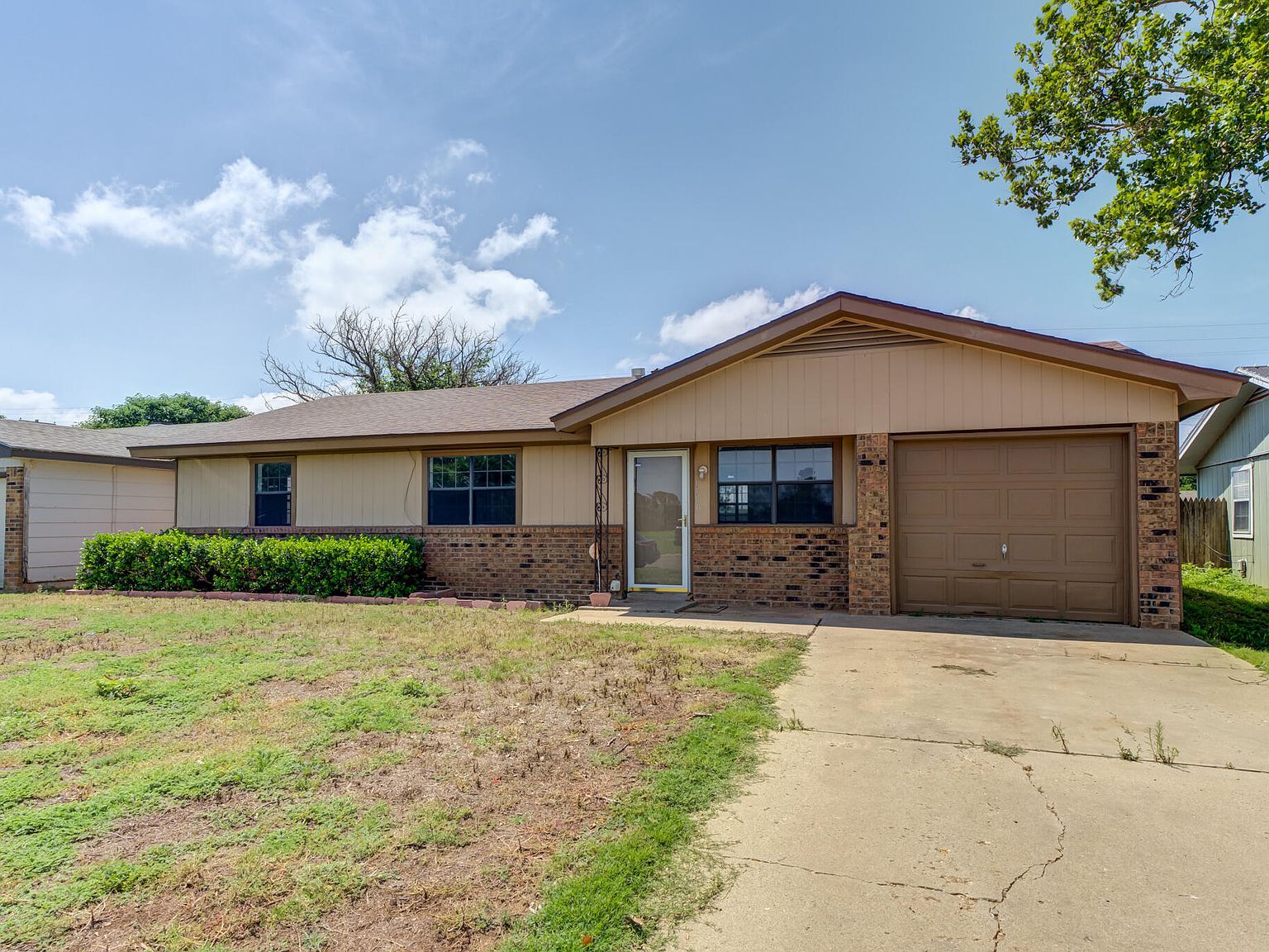 1313 Adrian St Lubbock, TX 79403 - Thumbnail 3