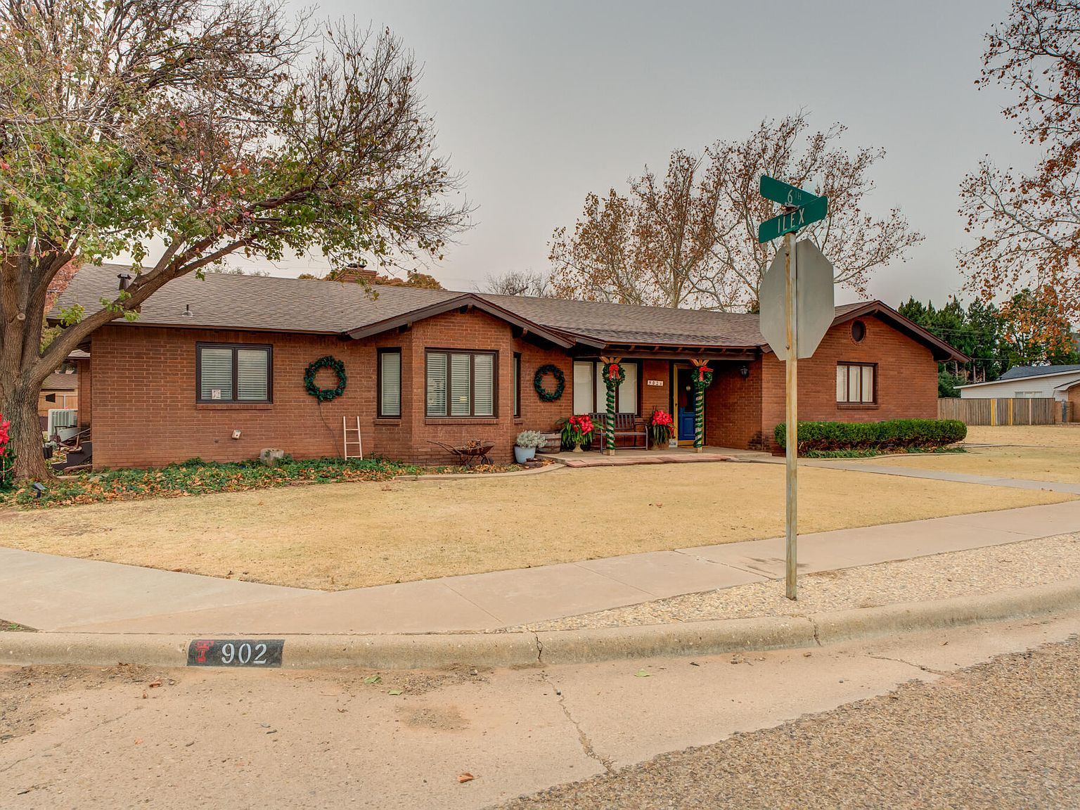 902 W 6th St Idalou, TX 79329 - Thumbnail 3