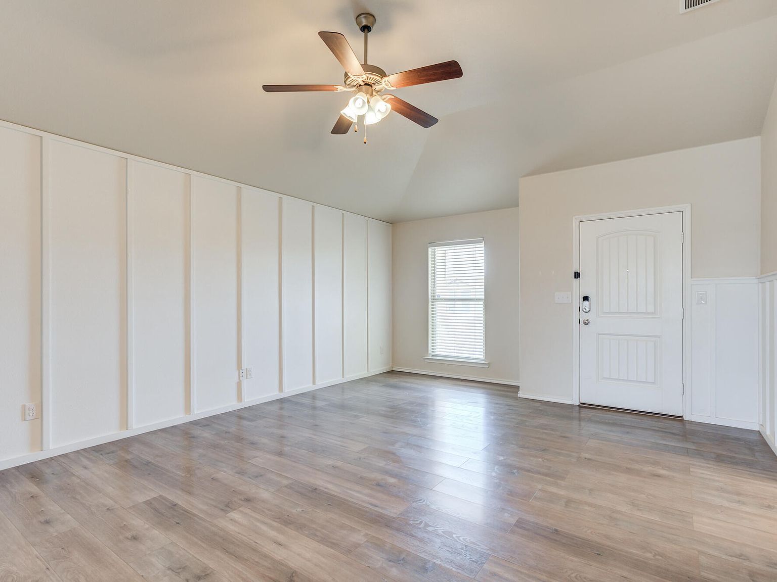 7012 34th Pl Lubbock, TX 79407 - Thumbnail 3