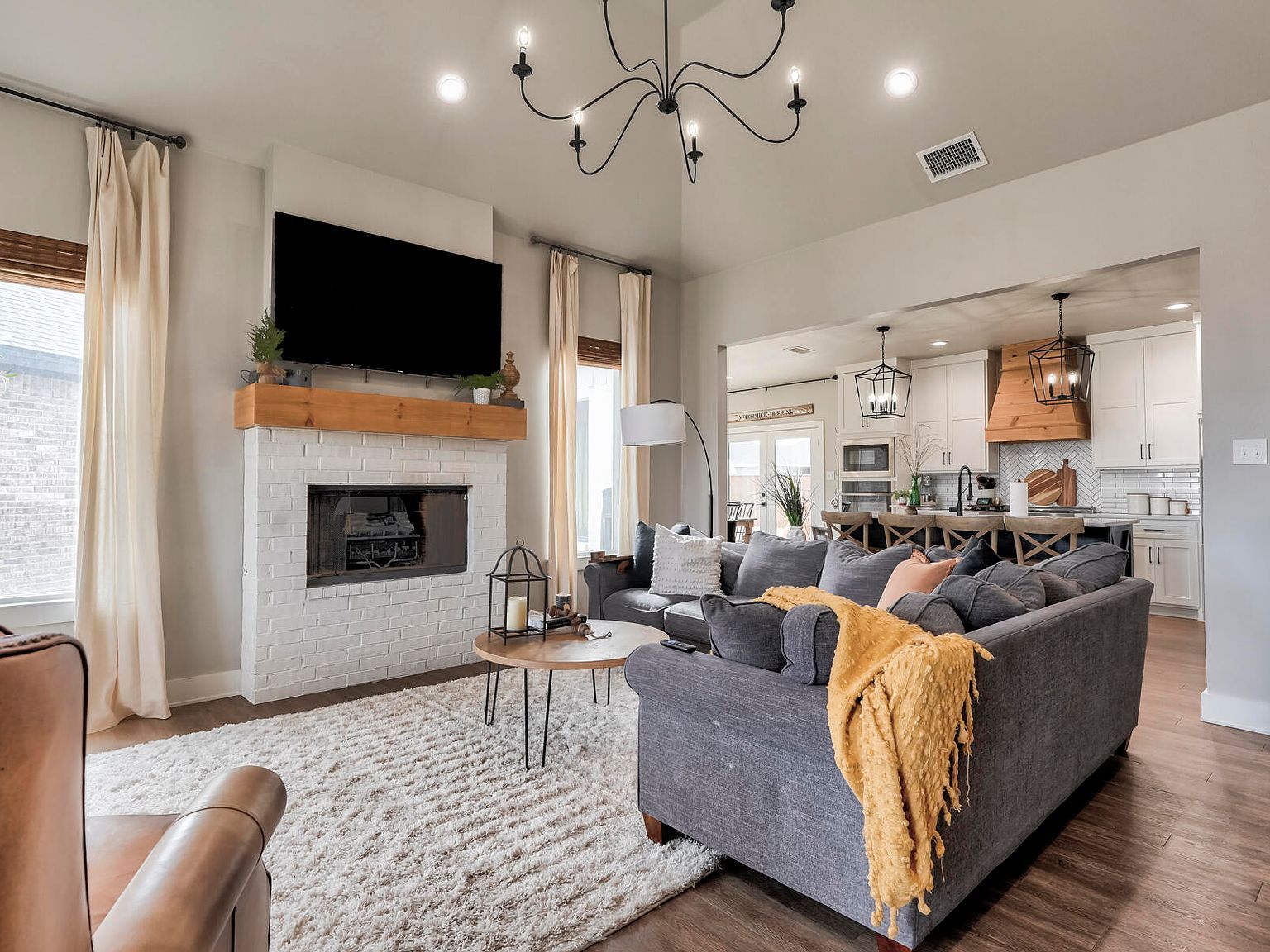 823 N 6th Cir Wolfforth, TX 79382 - Thumbnail 3