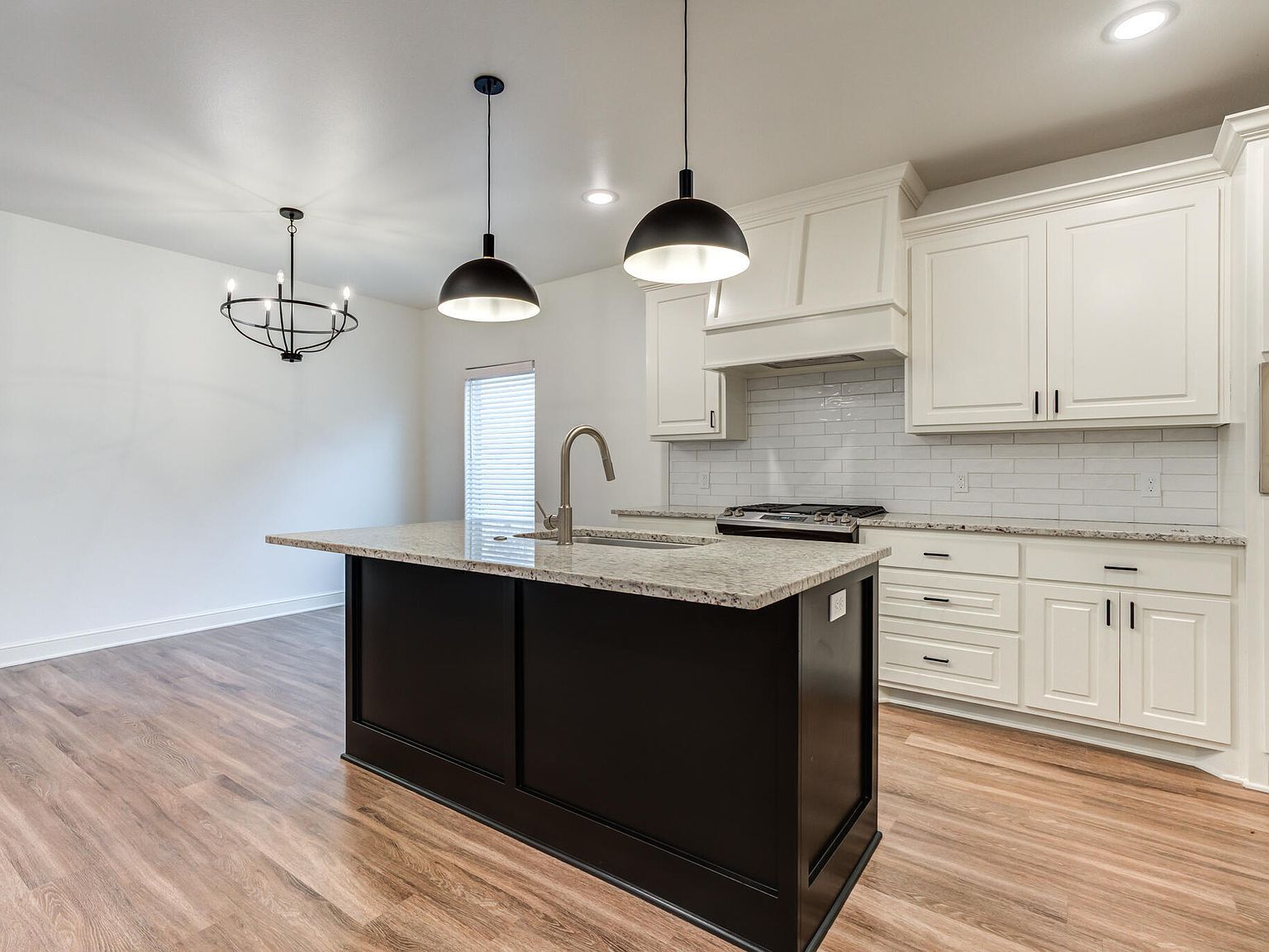 6902 55th St Lubbock, TX 79407 - Thumbnail 3