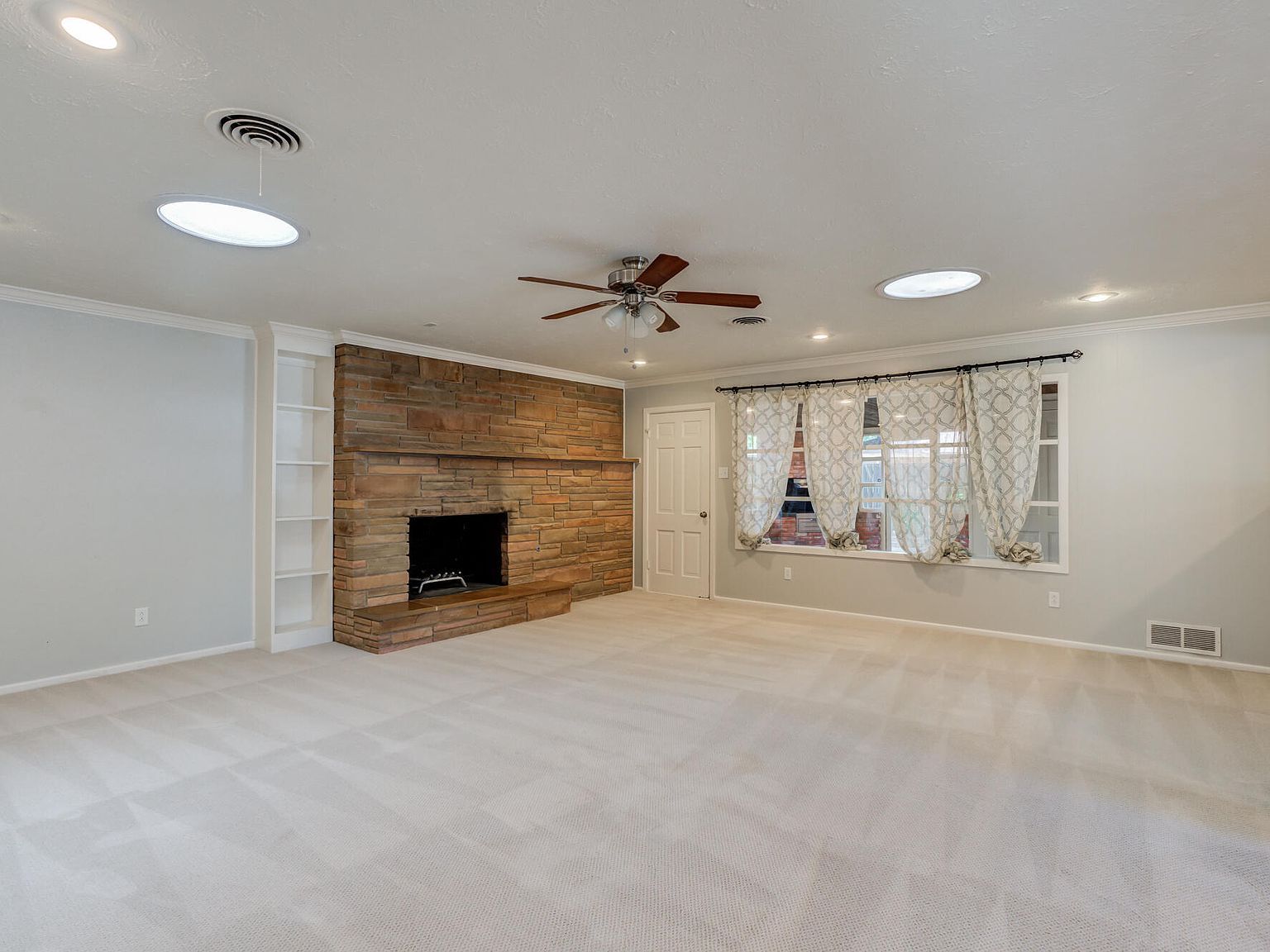 6202 Kenosha Dr Lubbock, TX 79413 - Thumbnail 3