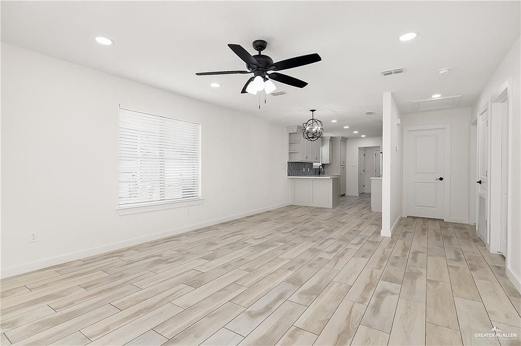 321 E Stubbs St Edinburg, TX 78539 - Thumbnail 3