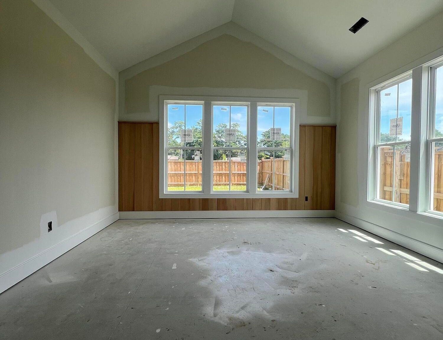 8321 Winding Creek Cir Wilmington, NC 28411 - Thumbnail 3