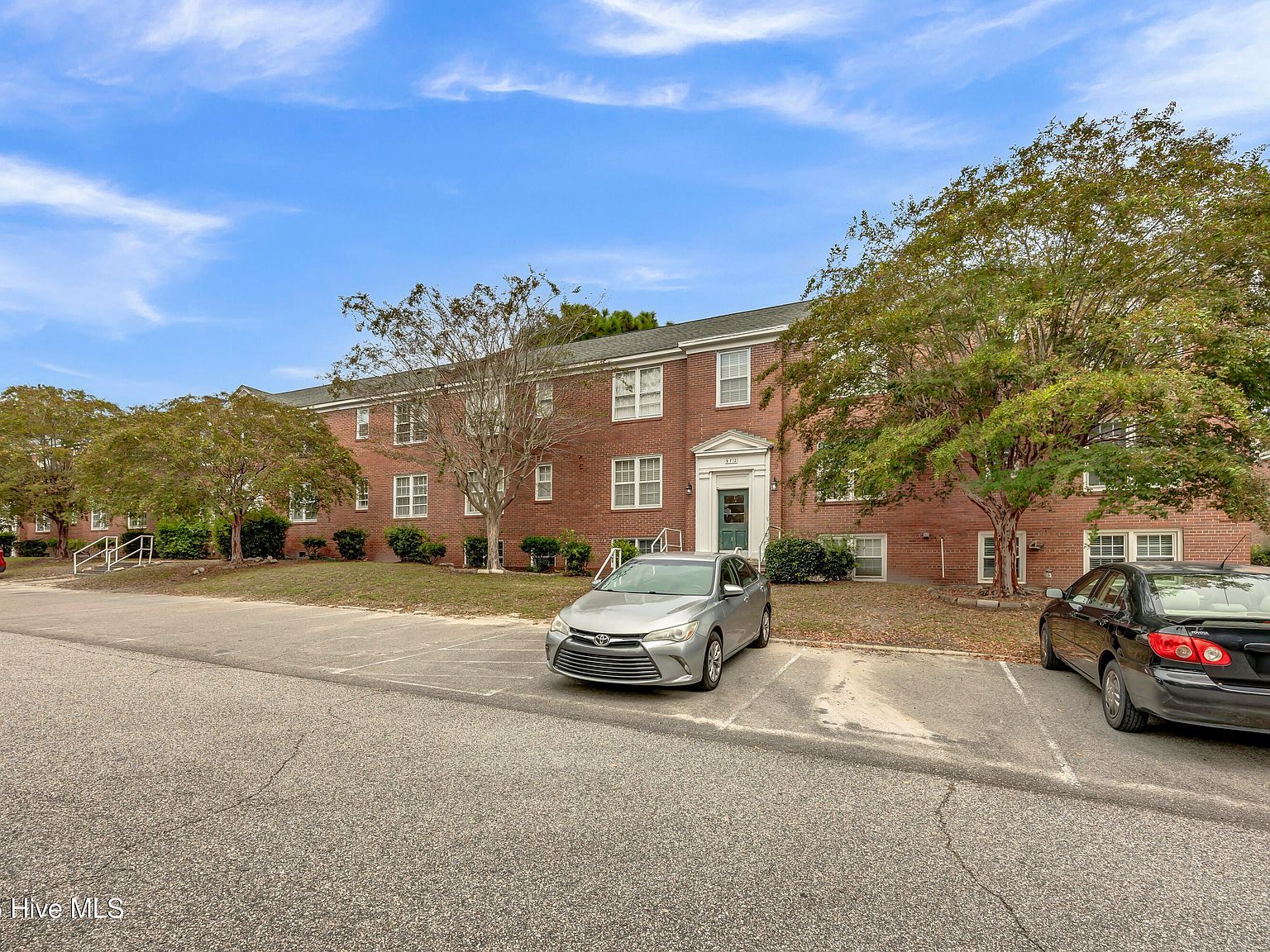 2940 Oleander Dr APT F11 Wilmington, NC 28403 - Thumbnail 3