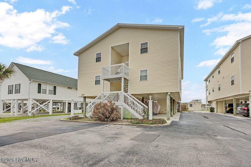 215 Atlanta Ave APT 3C Carolina Beach, NC 28428 - Thumbnail 3