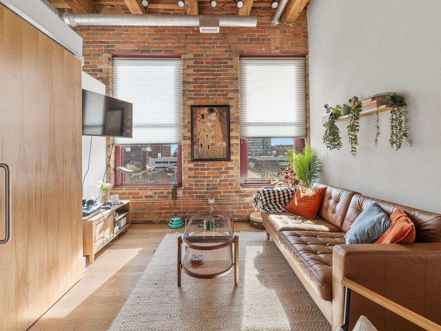 150 E Main St APT 507 Columbus, OH 43215 - Thumbnail 3