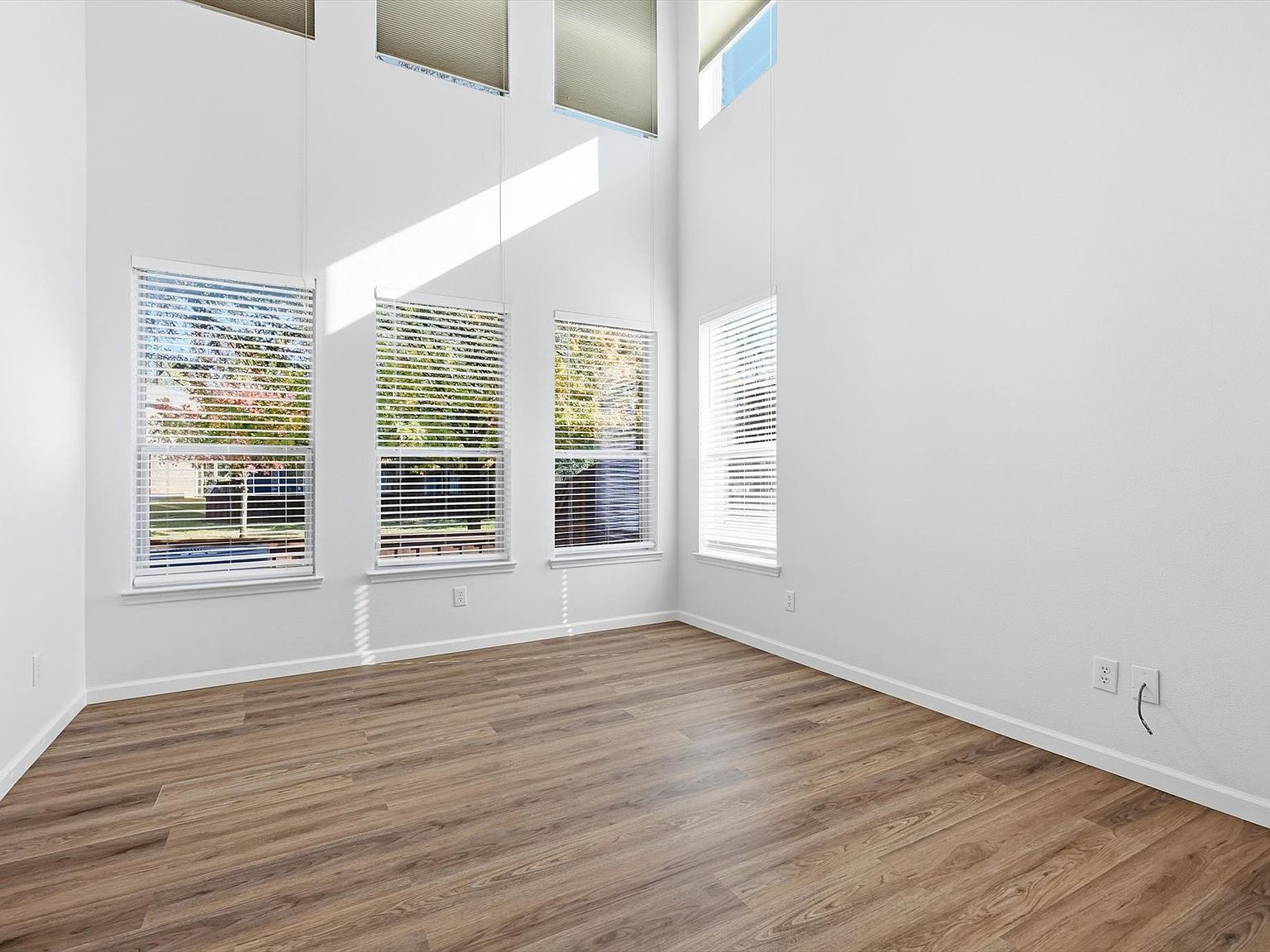 2917 Saint Andrews Dr Lewisville, TX 75067 - Thumbnail 3