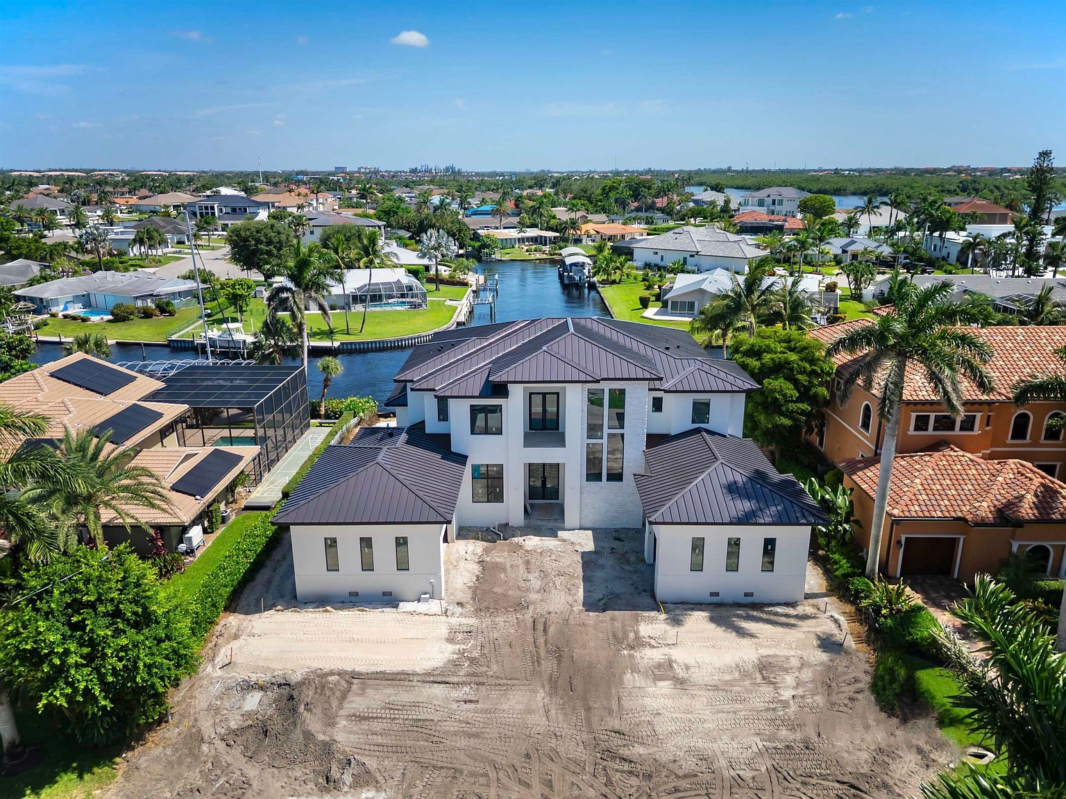 846 Cypress Lake Cir Fort Myers, FL 33919 - Thumbnail 3