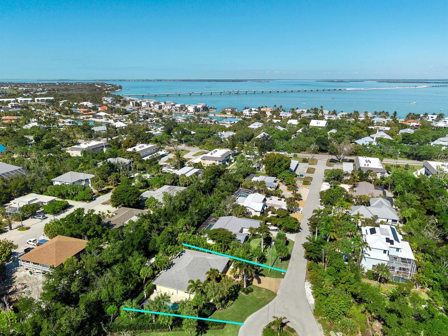 1103 Captains Walk St Sanibel, FL 33957 - Thumbnail 3