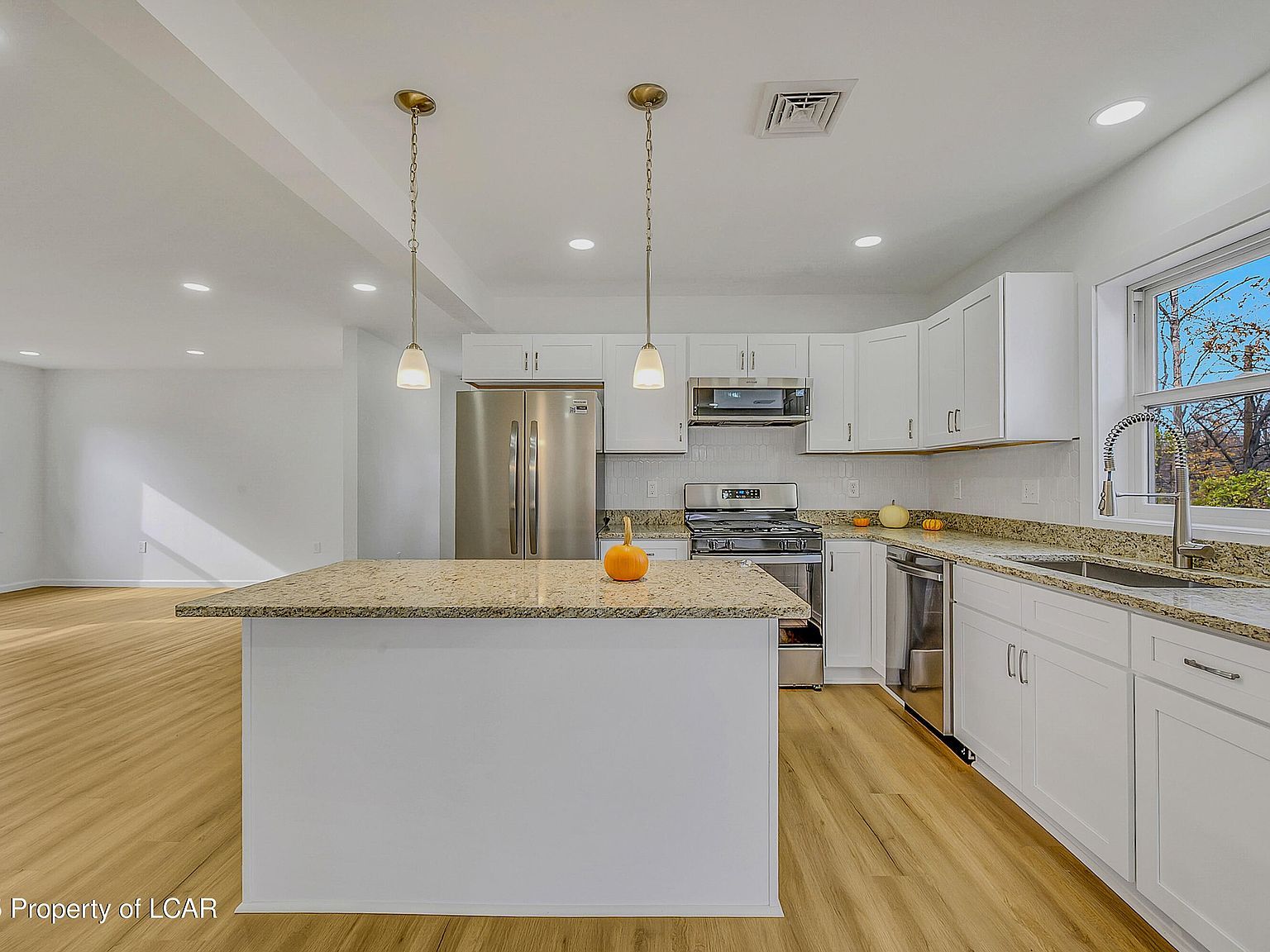 700 Suscon Rd Pittston Township, PA 18640 - Thumbnail 3