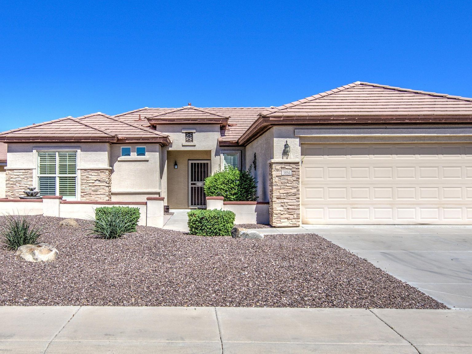 3854 E County Down Dr Chandler, AZ 85249 - Thumbnail 3