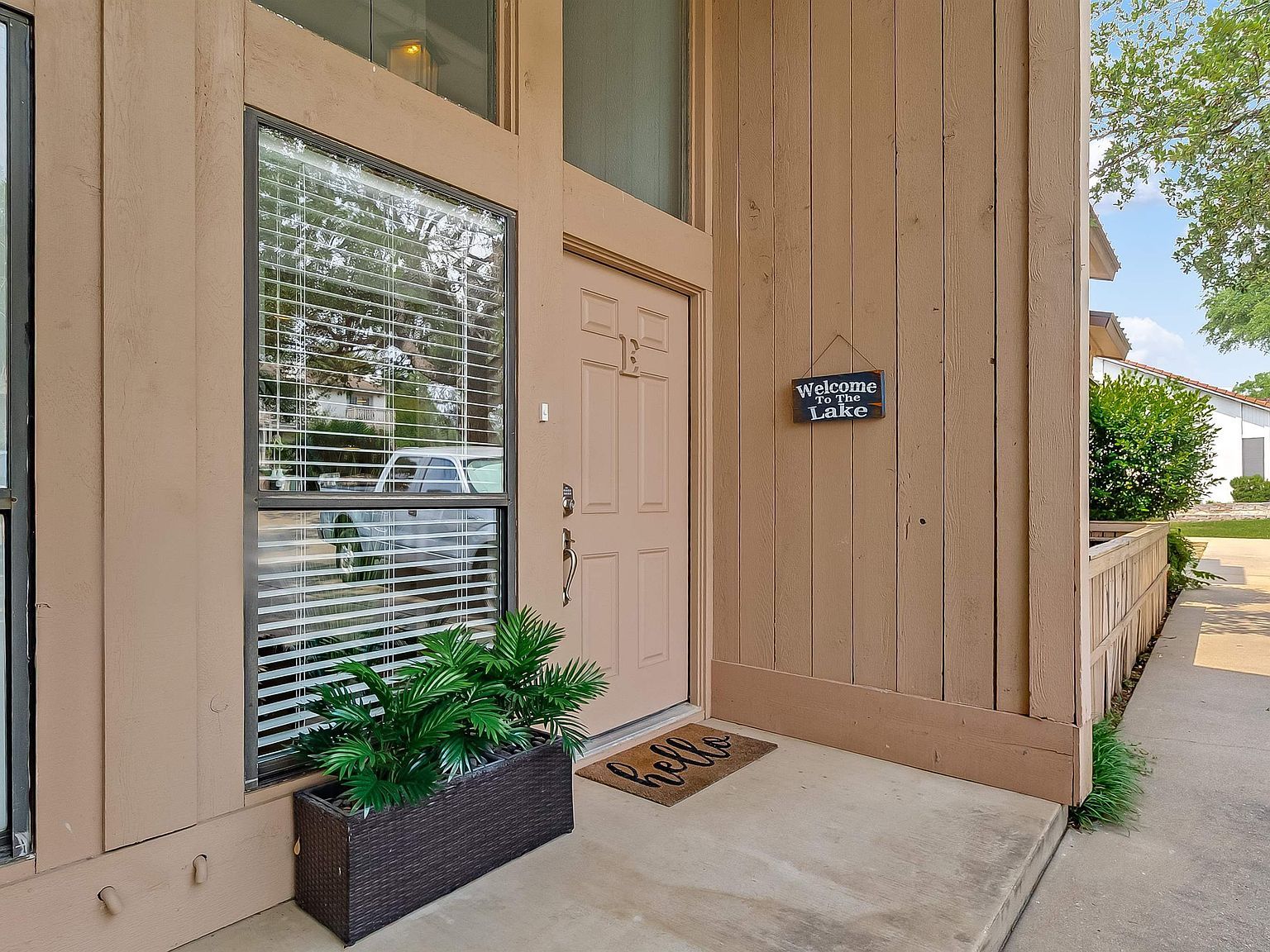 613 Hi Cir N #E Horseshoe Bay, TX 78657 - Thumbnail 3