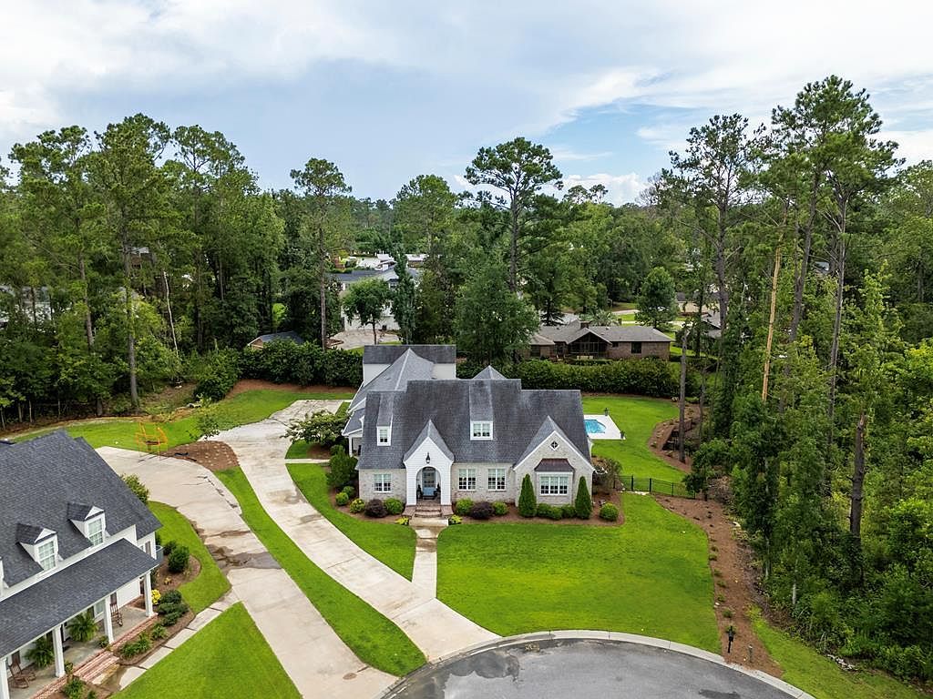 1100 Ravenwood Cir Valdosta, GA 31602 - Thumbnail 3