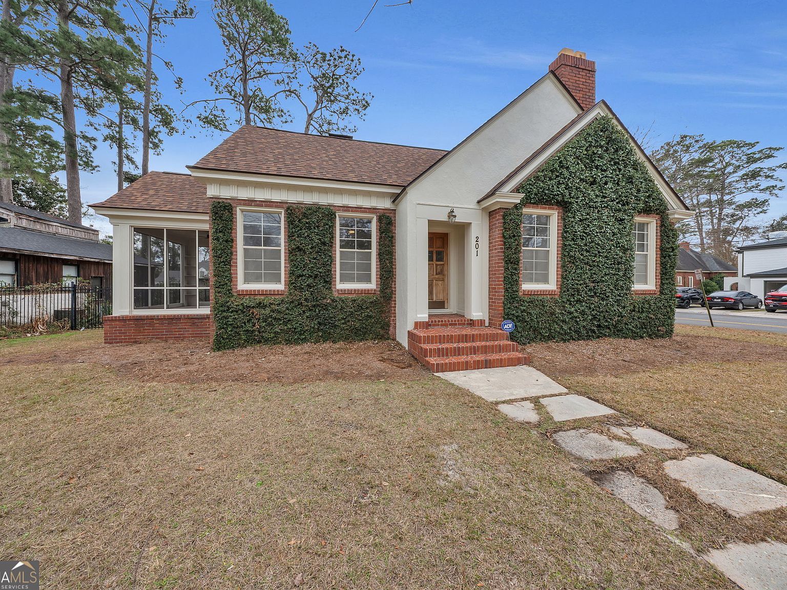 201 Brookwood Pl Valdosta, GA 31602 - Thumbnail 3