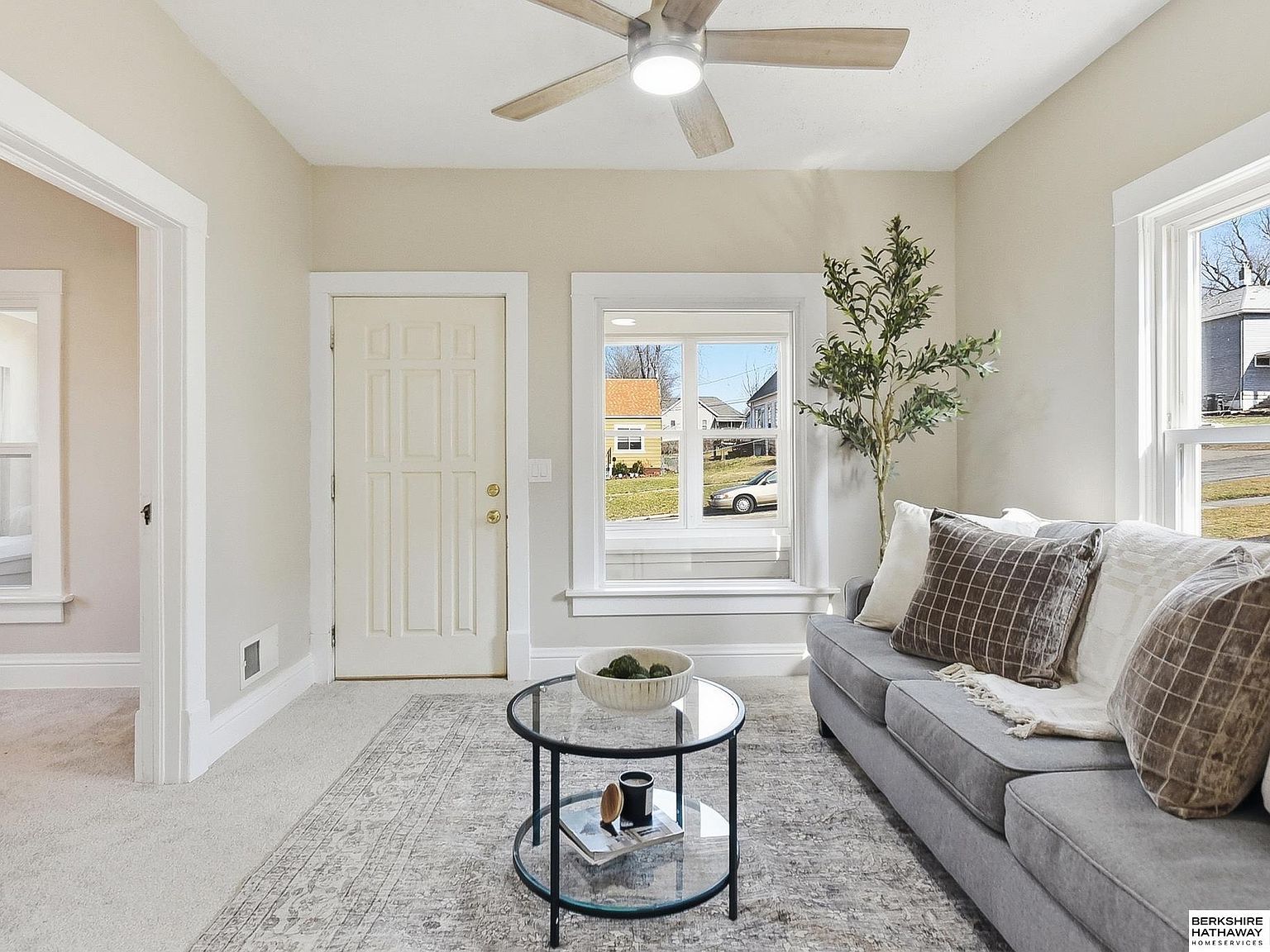 6331 Binney St Omaha, NE 68104 - Thumbnail 3