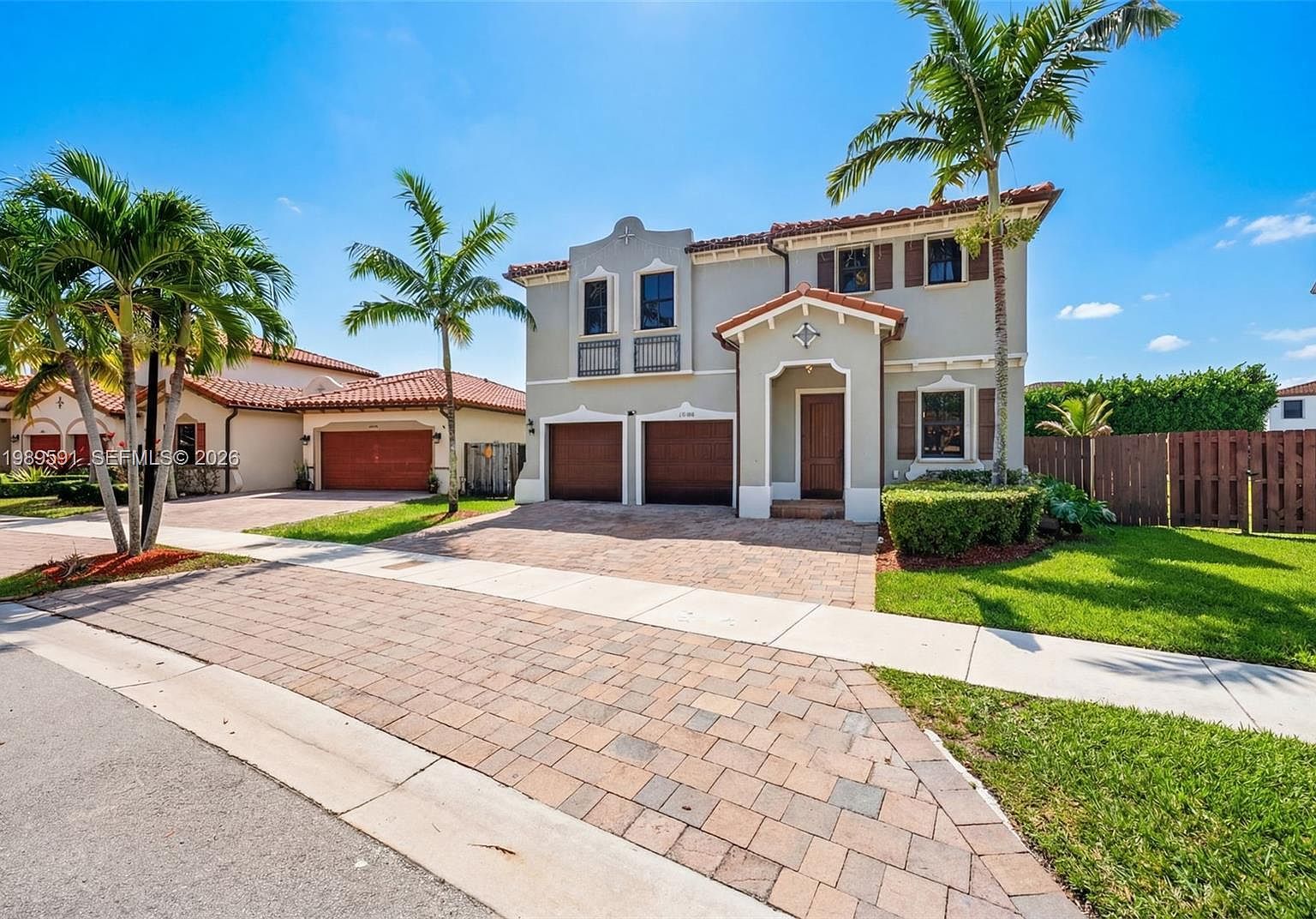 17340 SW 154th Pl Miami, FL 33187 - Thumbnail 3