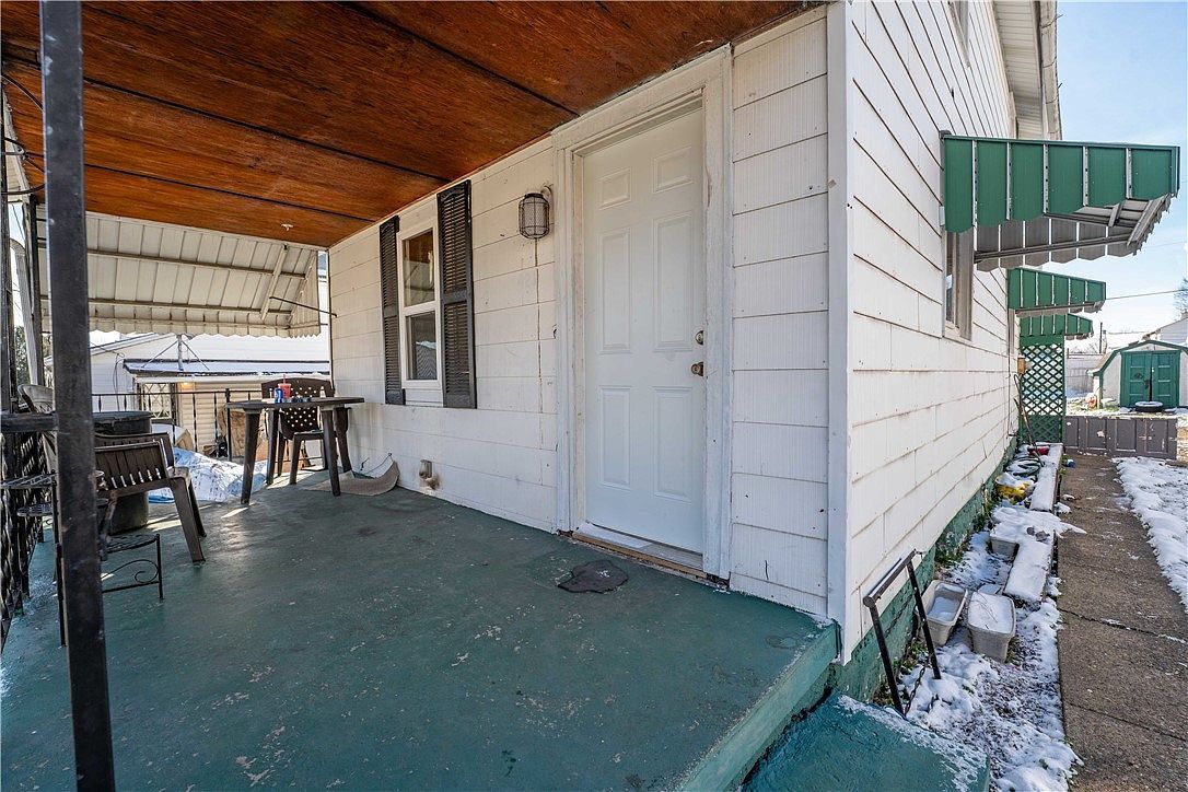 421 2nd St Brownsville, PA 15417 - Thumbnail 3