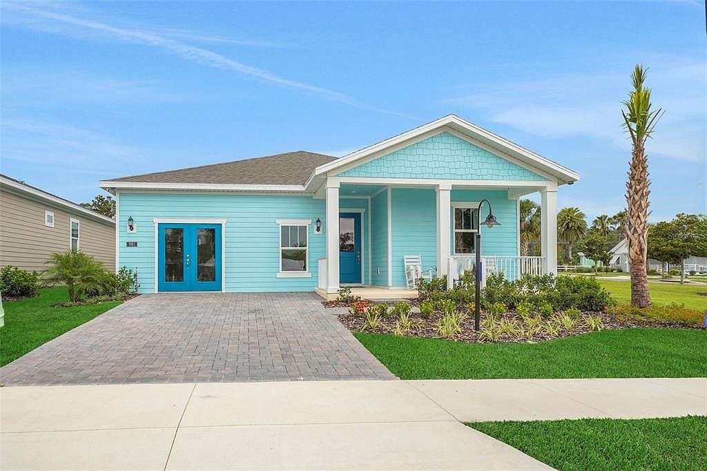 1005 Fiesta Key Cir Lady Lake, FL 32159 - Thumbnail 3