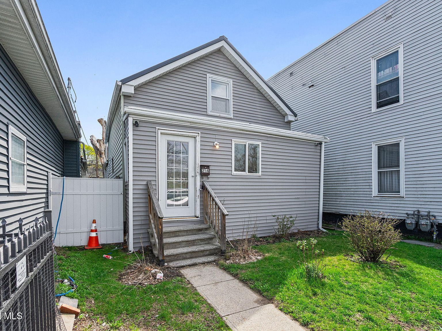 254 3rd Ave Troy, NY 12182 - Thumbnail 3