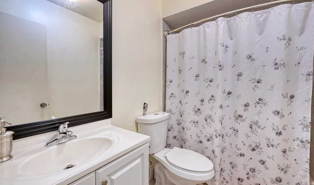 712 SE 8th St apt a, Cape Coral, Florida, USA | Multi Family