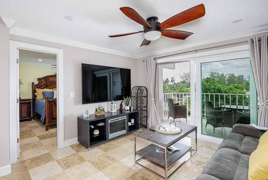 2885 Palm Beach Blvd unit 305, Fort Myers, FL, USA, 33916 - Thumbnail 4