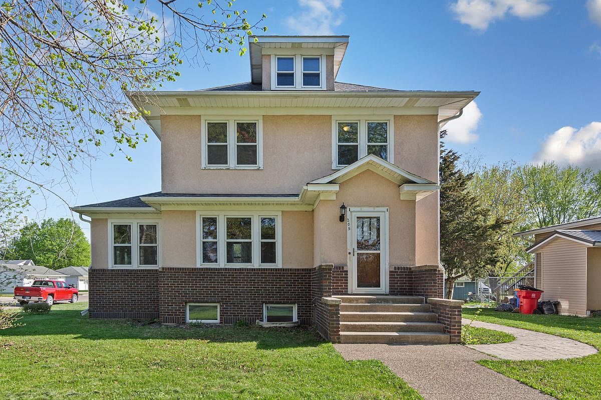 205 2nd St SW Blooming Prairie, MN 55917 - Thumbnail 3