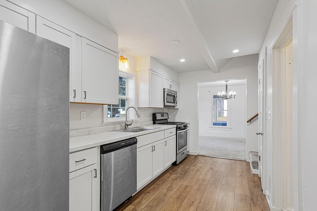 15 14th St NE Faribault, MN 55021 - Thumbnail 3