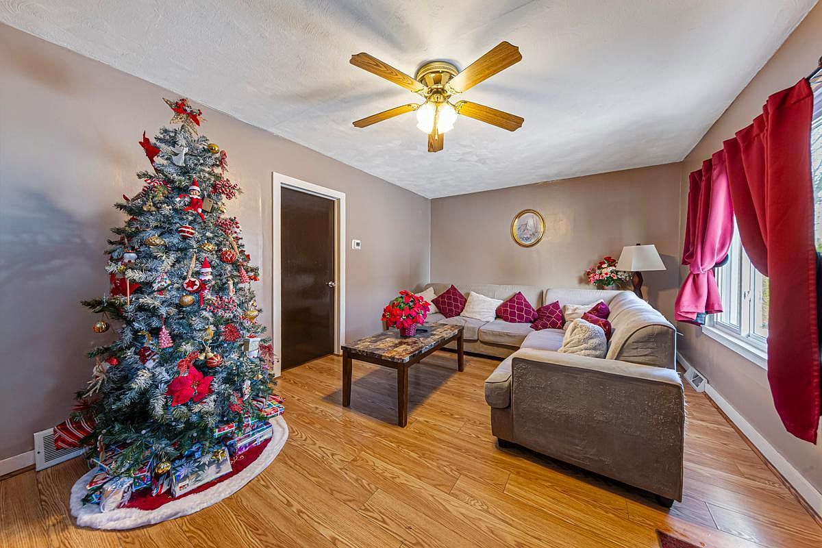 19730 Bixby Ave Faribault, MN 55021 - Thumbnail 3