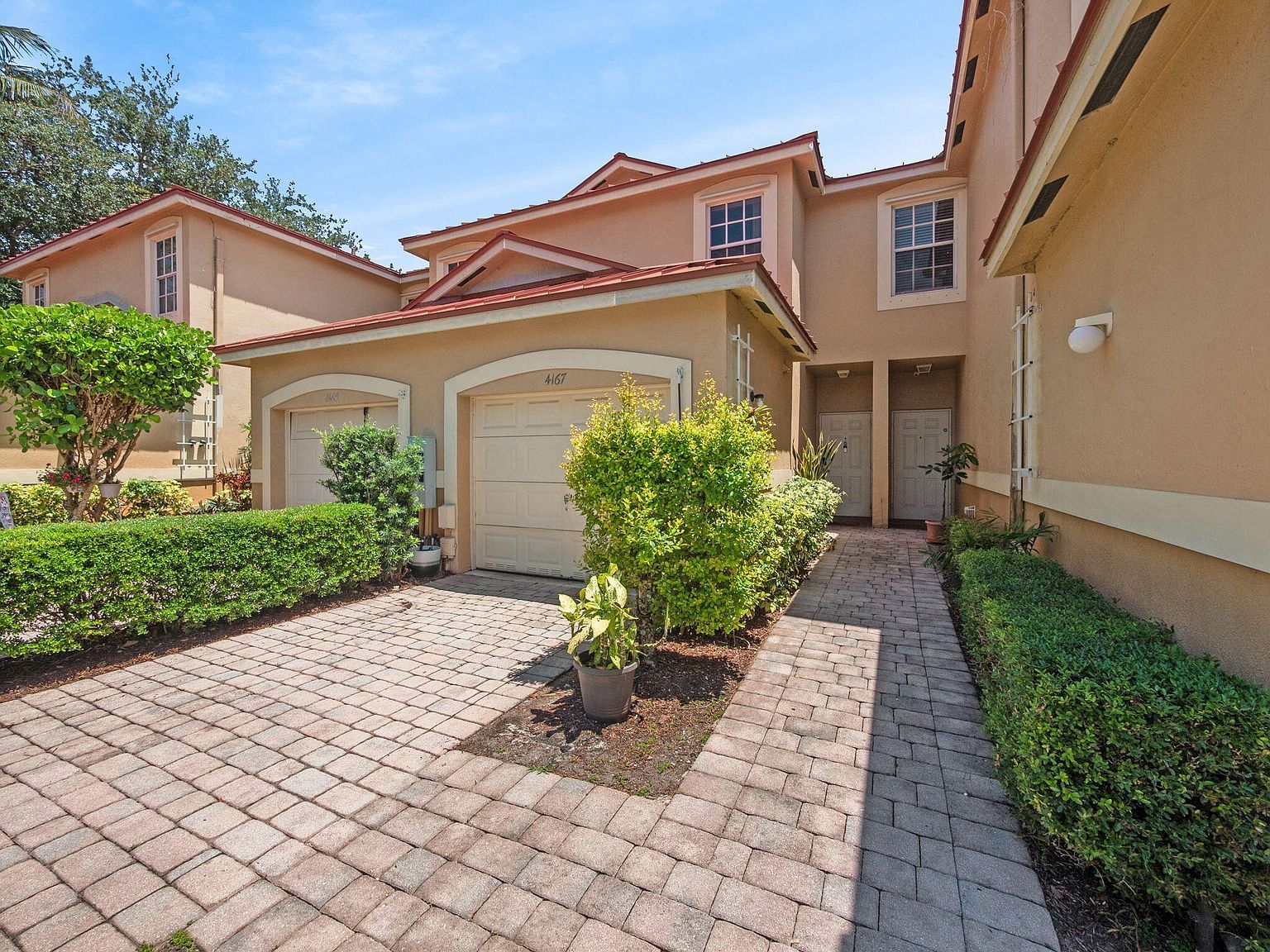 4167 Crystal Lake Dr Deerfield Beach, FL 33064 - Thumbnail 3