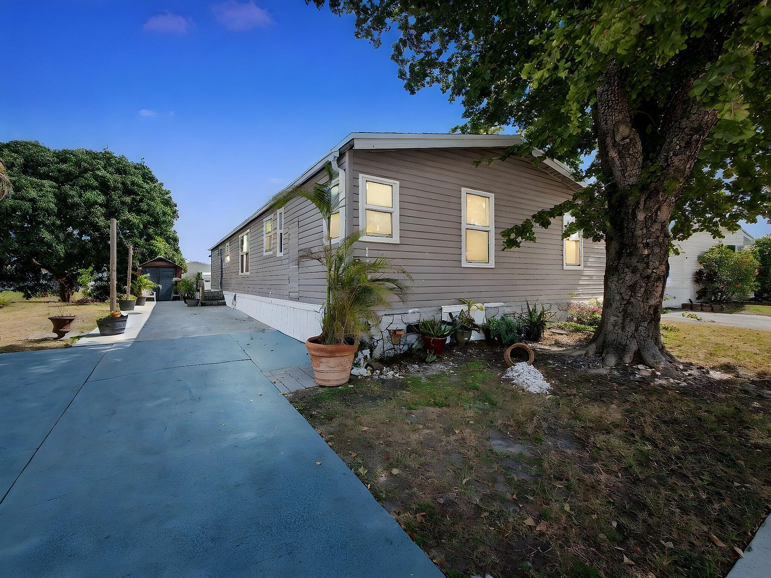 1700 SW 66th Ave Boca Raton, FL 33428 - Thumbnail 3