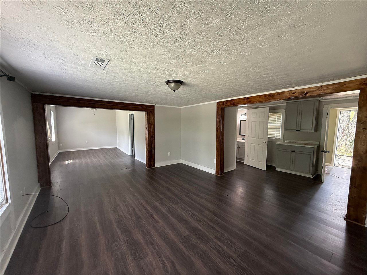 7776 State Highway 185 Bowling Green, KY 42101 - Thumbnail 3