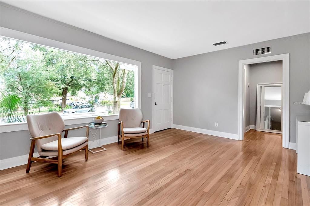 1003 E Clifton St Tampa, FL 33604 - Thumbnail 3