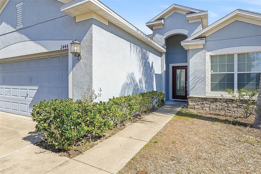 2444 Dakota Rock Dr Ruskin, FL 33570 - Thumbnail 3