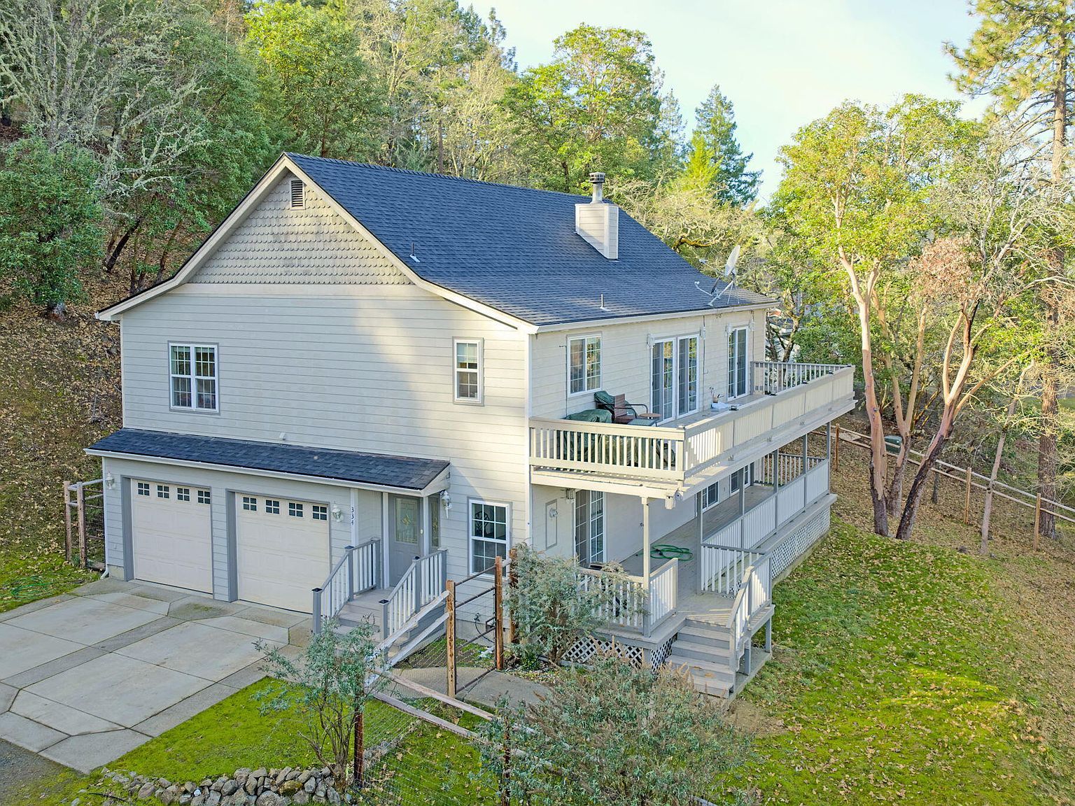 334 Andesite Dr Jacksonville, OR 97530 - Thumbnail 3