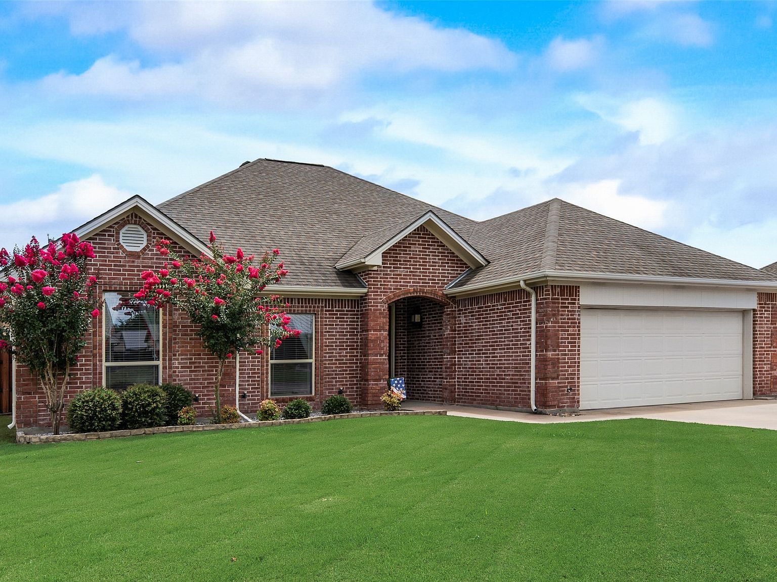 122 2nd St Lindsay, TX 76250 - Thumbnail 3