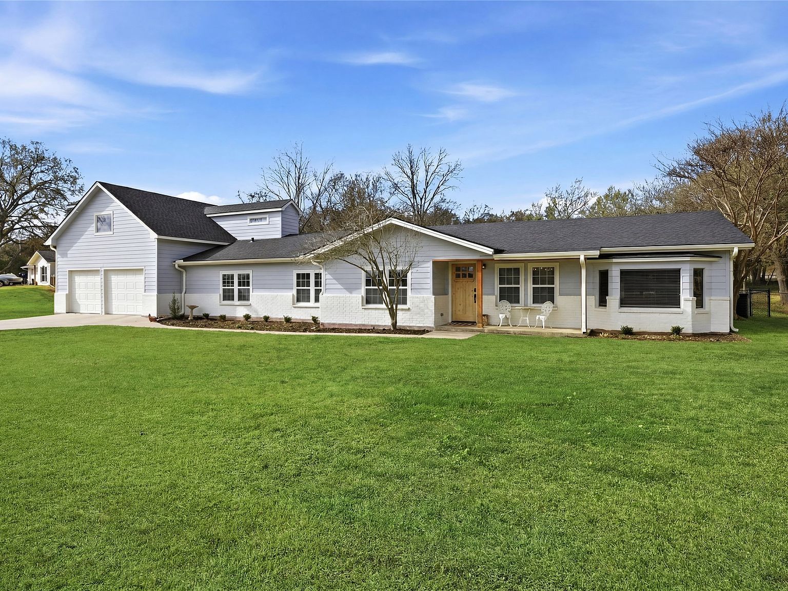 1234 Kiowa Dr W Lake Kiowa, TX 76240 - Thumbnail 3