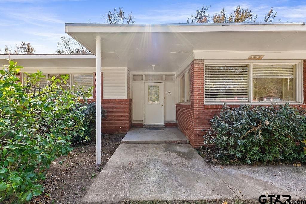 1904 W Pinecrest Dr Marshall, TX 75670 - Thumbnail 3