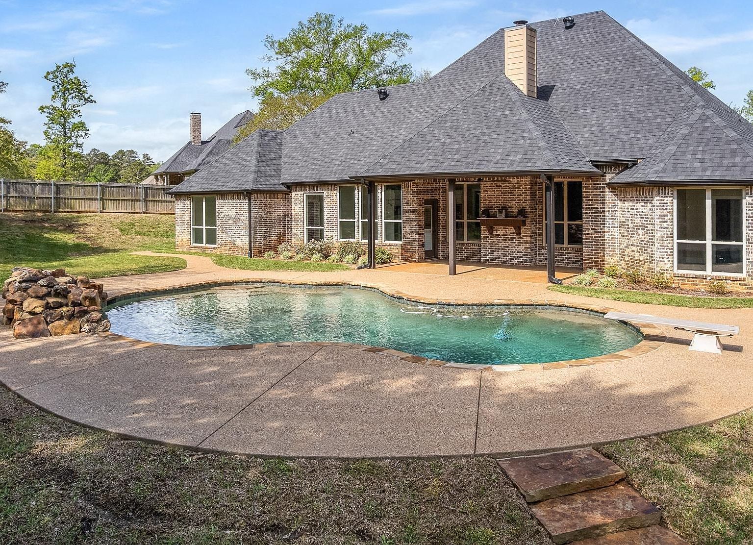 333 Hines Xing Bullard, TX 75757 - Thumbnail 3