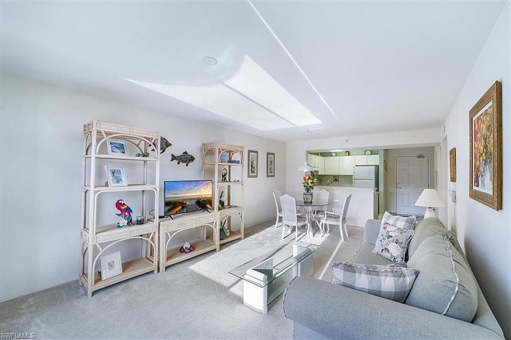 8288 Key Royal Ln APT 1424 Naples, FL 34119 - Thumbnail 3