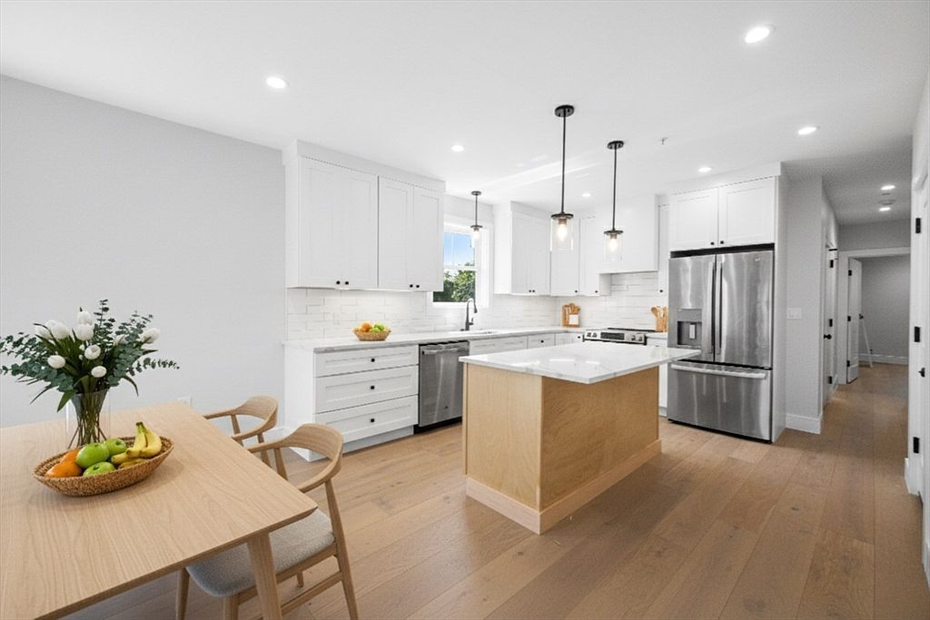 3 Franklin St #C Somerville, MA 02145 - Thumbnail 3