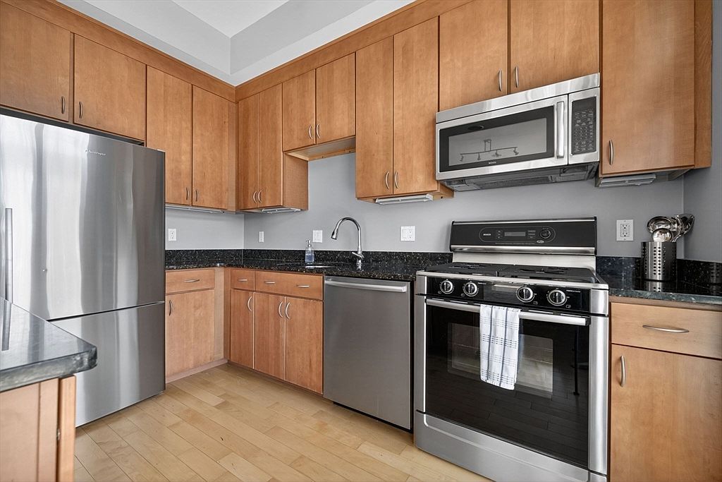 25 Wheeler St Unit 114 Cambridge, MA 02138 - Thumbnail 3
