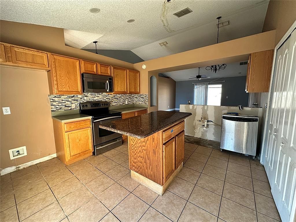 256 Grouper Ct Poinciana, FL 34759 - Thumbnail 3