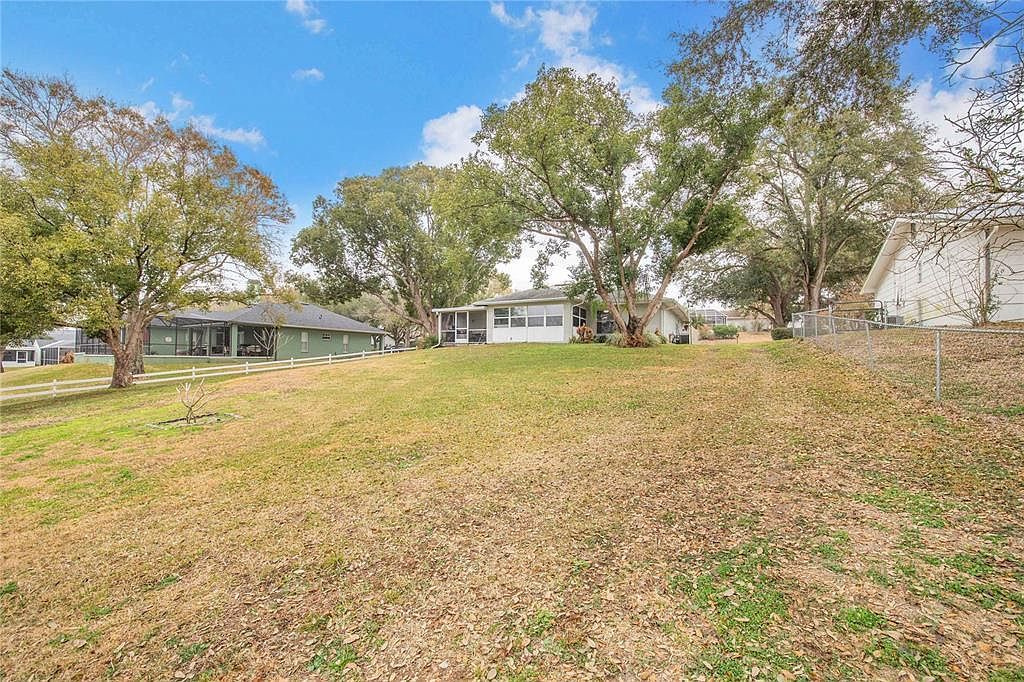 194 S Lake Mariam Dr Winter Haven, FL 33884 - Thumbnail 3