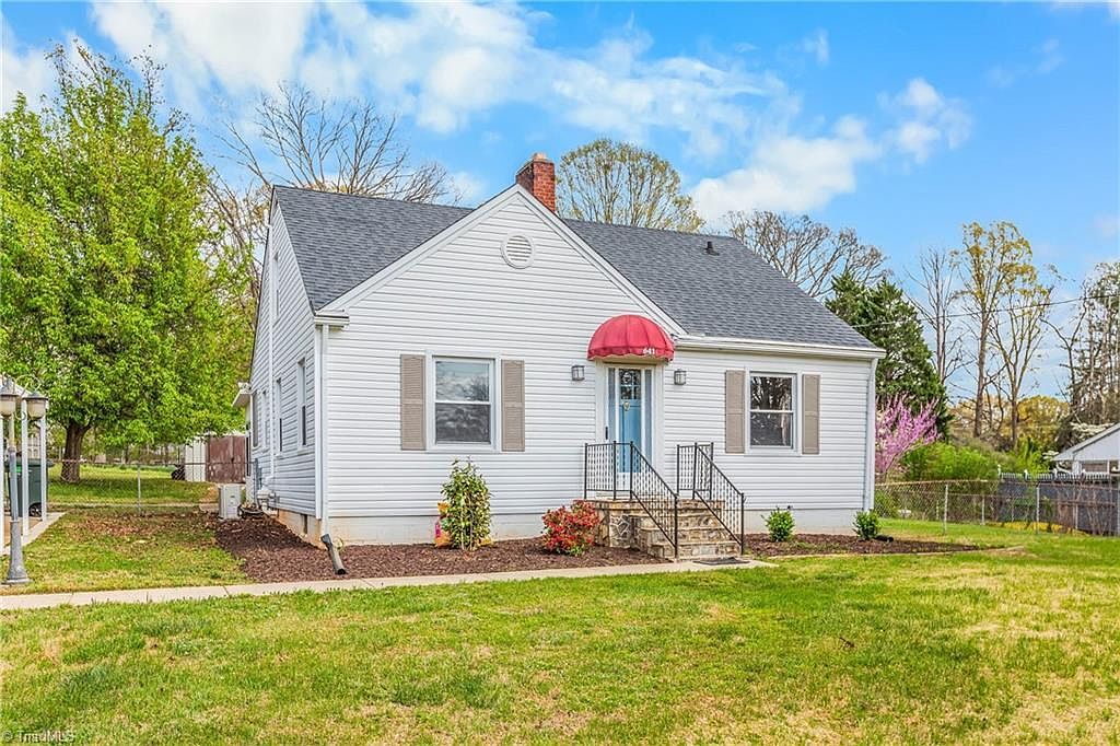 641 Willowbrook Ln Winston Salem, NC 27104 - Thumbnail 3