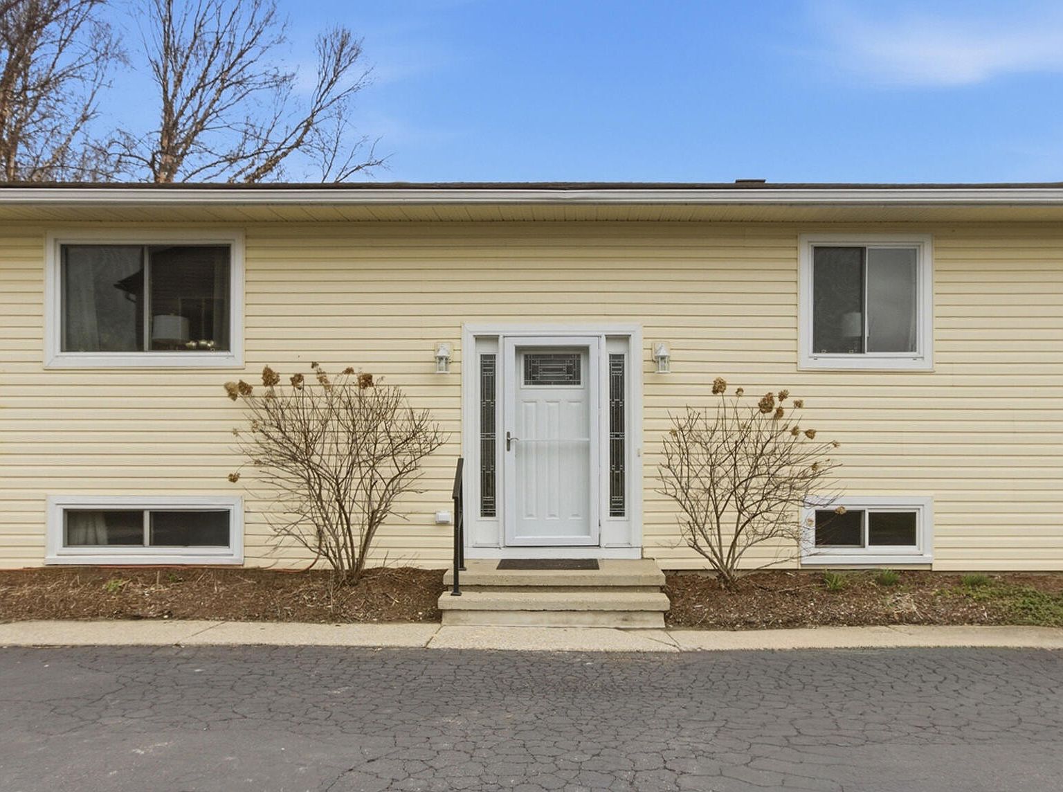 871 Vanderpool Dr Troy, MI 48083 - Thumbnail 3