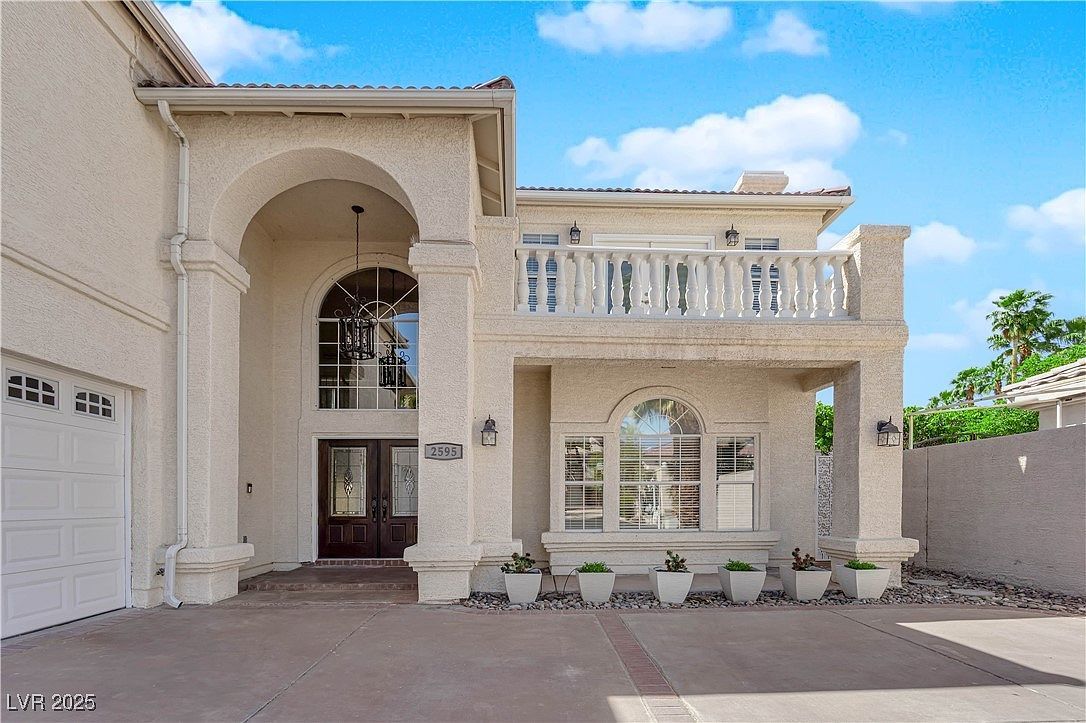 2595 Aviv Ct Las Vegas, NV 89121 - Thumbnail 3